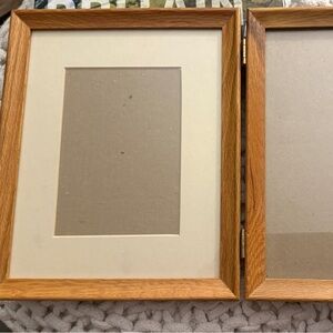 Natural Wood Picture Frame, hinged double 8x10 with one mat for a 5x7 photo